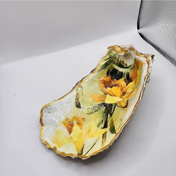 DECOUPAGE HUGE OYSTER SHELL - Picture 3 of 3